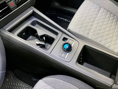 New 2026 Volkswagen Tiguan S image 10