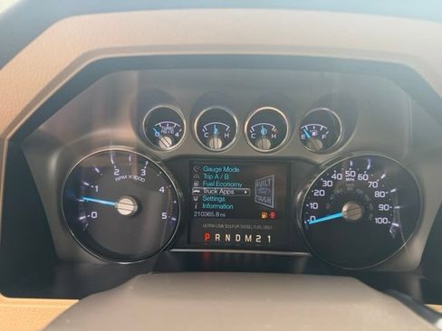 Used 2016 Ford F350 Lariat w/ Lariat Ultimate Package RWD image 19