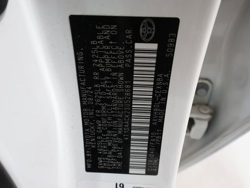 Used 2025 Toyota Camry LE image 32