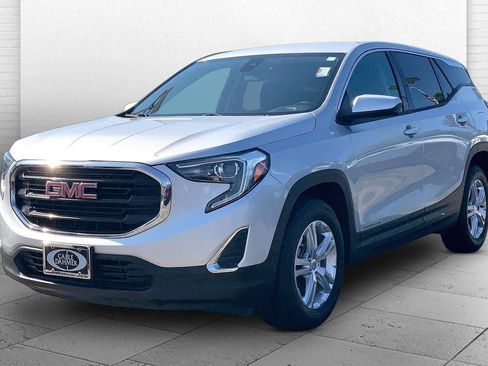 Used 2020 GMC Terrain SLE FWD image 11