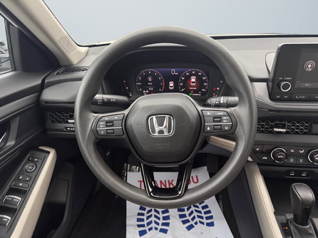 Used 2023 Honda Accord EX image 12