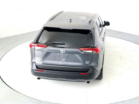 Certified 2021 Toyota RAV4 XLE image 15
