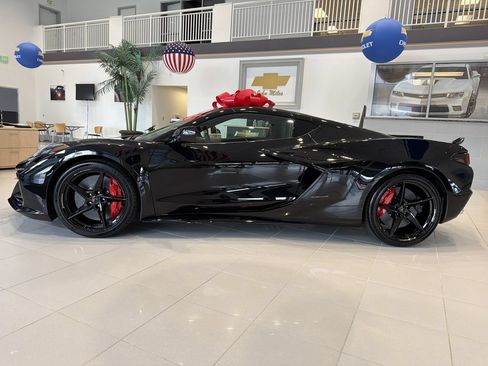 New 2026 Chevrolet Corvette E-Ray AWD/4WD image 2