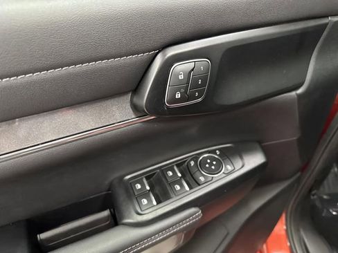 Used 2024 Ford Ranger Lariat w/ FX4 Off-Road Package image 30