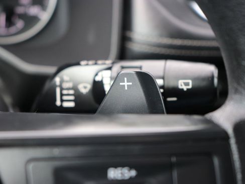 Used 2024 Nissan Rogue S AWD/4WD image 30