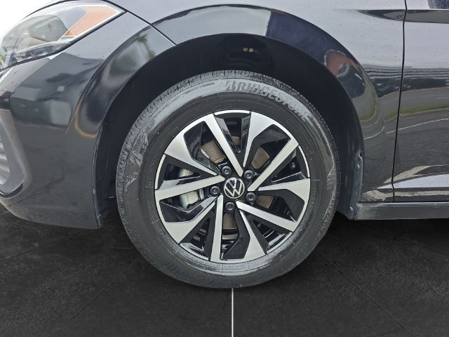 Certified 2023 Volkswagen Jetta S FWD image 9