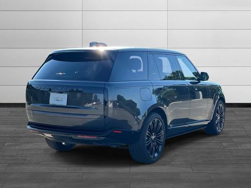 Certified 2025 Land Rover Range Rover Long Wheelbase SE AWD/4WD image 5