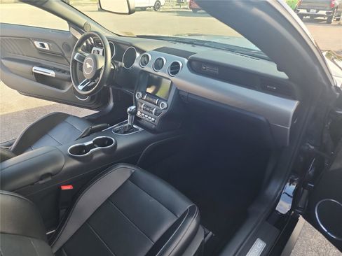 Certified 2020 Ford Mustang Premium image 21