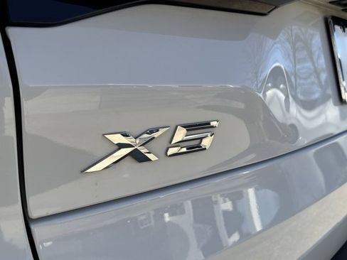 Certified 2024 BMW X5 xDrive40i w/ Premium Package image 8