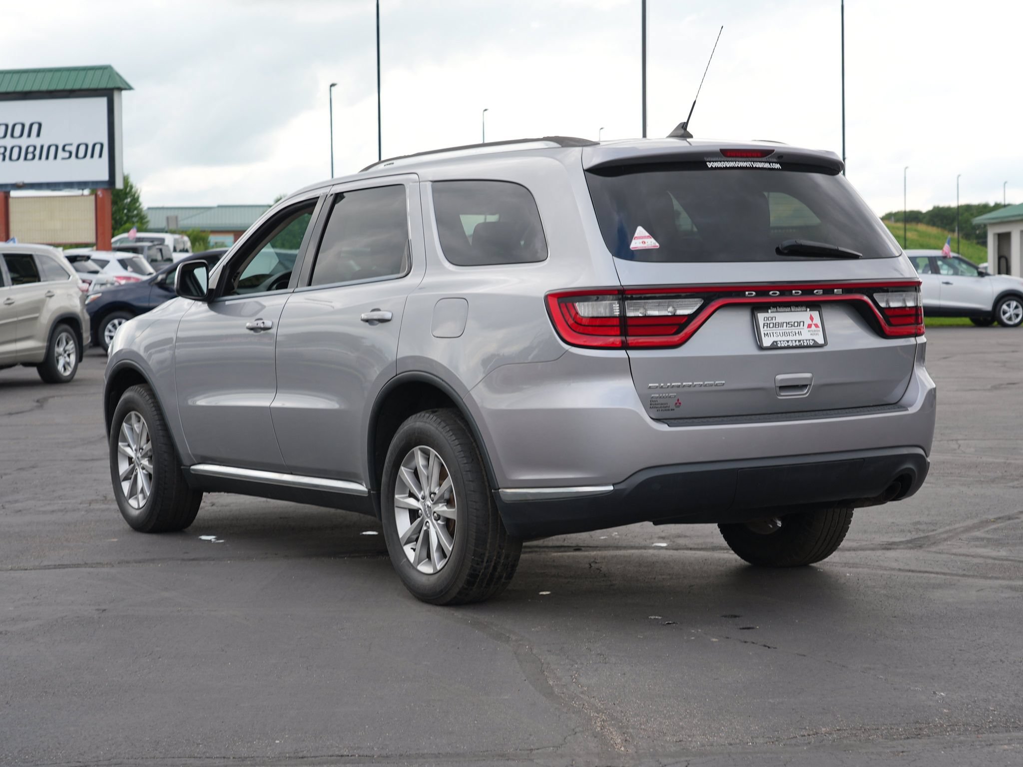 Used 2016 Dodge Durango SXT w/ Quick Order Package 23B AWD/4WD image 6