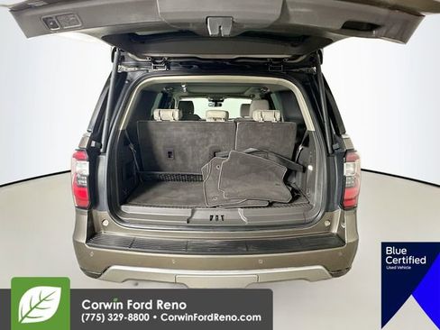 Used 2018 Ford Expedition Limited w/ Equipment Group 301A image 32