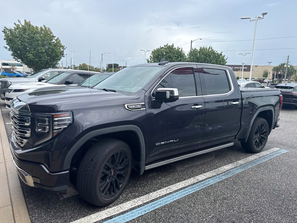 Used 2022 GMC Sierra 1500 Denali w/ Denali Reserve Package RWD image 1