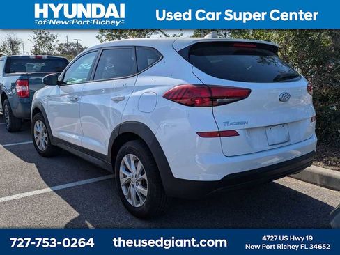 Used 2019 Hyundai Tucson SE image 2