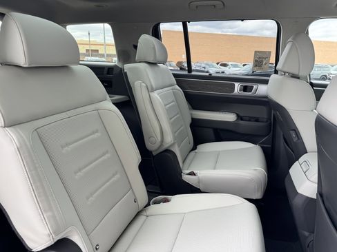 Used 2024 Hyundai Santa Fe Calligraphy image 42