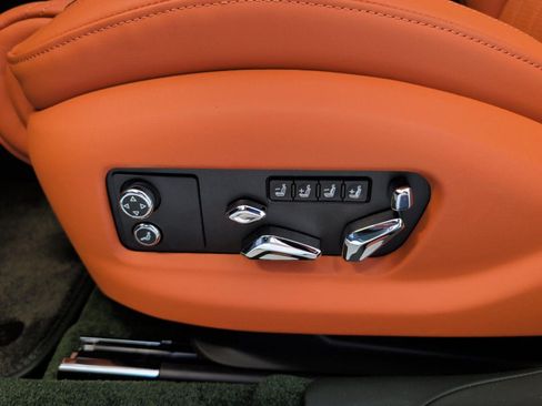 New 2026 Bentley Flying Spur Plug-In Hybrid AWD/4WD image 24