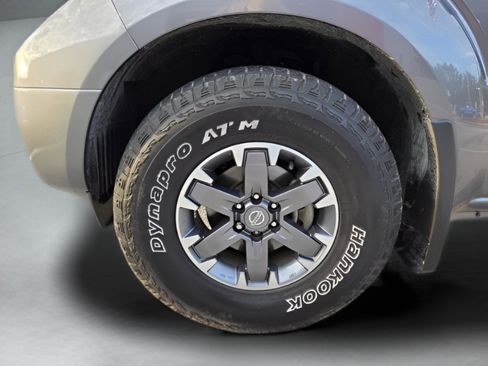 Used 2021 Nissan Frontier PRO-4X w/ Pro-4x Utility Package image 33