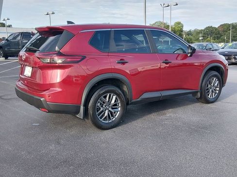 Used 2026 Nissan Rogue S FWD image 3
