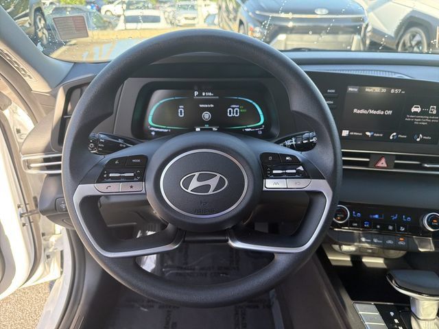 Certified 2026 Hyundai Elantra Hybrid FWD image 26