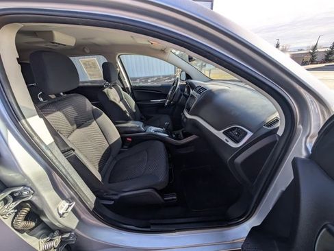 Used 2015 Dodge Journey FWD image 35