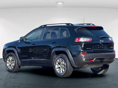 Used 2022 Jeep Cherokee Trailhawk w/ Premium Leather Package image 8