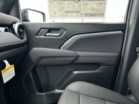 New 2026 Chevrolet Colorado Z71 w/ Z71 Convenience Package 2 AWD/4WD image 39