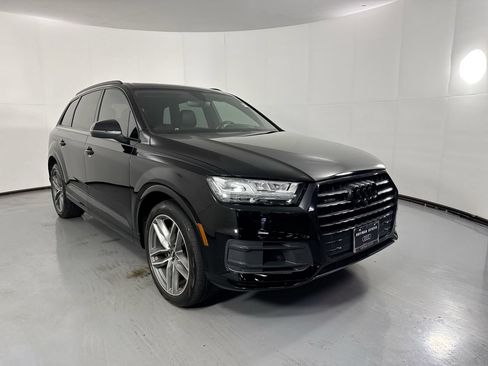 Used 2018 Audi Q7 3.0T Prestige w/ Prestige Package AWD/4WD image 31