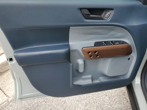 Used 2022 Ford Maverick Lariat w/ Lariat Luxury Package image 21