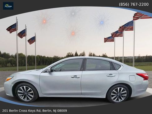 Used 2017 Nissan Altima 2.5 SV FWD image 6