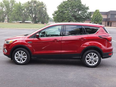 Used 2019 Ford Escape SE AWD/4WD image 9