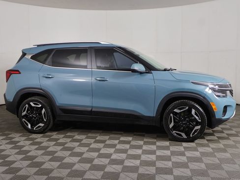 Used 2024 Kia Seltos SX w/ SX Sunroof Package AWD/4WD image 13