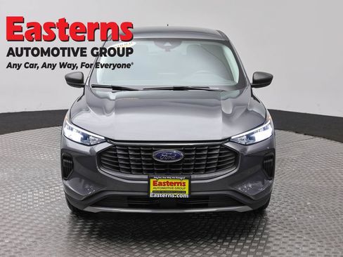 Used 2024 Ford Escape Active FWD image 2