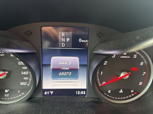 Used 2019 Mercedes-Benz GLC 300 4MATIC image 13