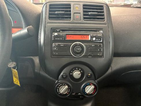 Used 2013 Nissan Versa S Plus image 17