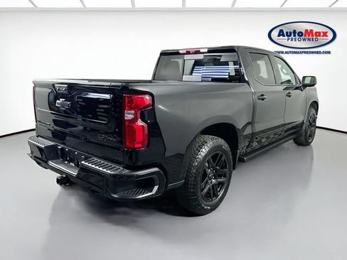 Used 2025 Chevrolet Silverado 1500 High Country w/ Midnight Edition AWD/4WD image 2