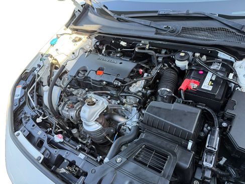 Used 2023 Honda Civic Sport image 10