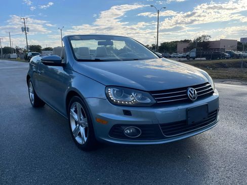 Used 2012 Volkswagen Eos Lux w/ Tech Pkg image 14