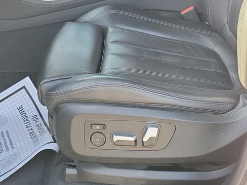 Used 2019 BMW X5 xDrive40i w/ Convenience Package AWD/4WD image 18