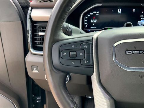 Used 2024 GMC Sierra 1500 Denali AWD/4WD image 23