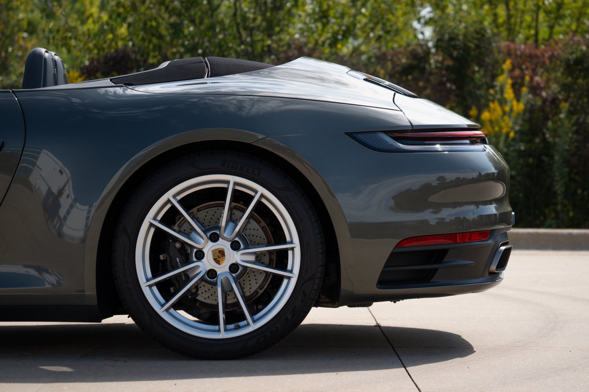 Used 2022 Porsche 911 Carrera RWD image 24