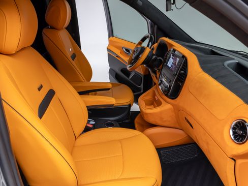 Used 2022 Mercedes-Benz Metris Passenger image 93