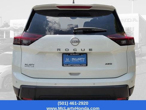 Used 2024 Nissan Rogue S AWD/4WD image 6