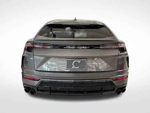 Used 2022 Lamborghini Urus image 4