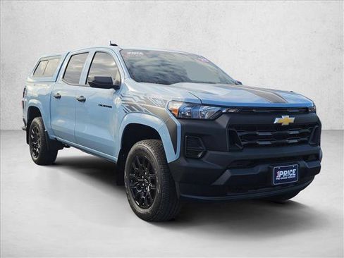 Certified 2025 Chevrolet Colorado W/T w/ WT Custom Package image 3