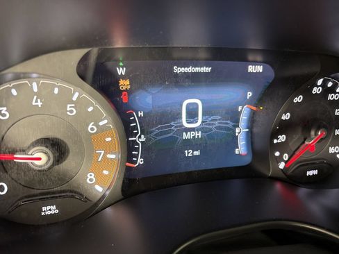 New 2026 Jeep Compass Latitude AWD/4WD image 23
