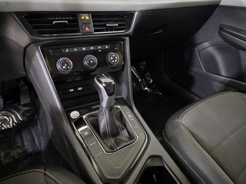 Used 2023 Volkswagen Taos SE image 27