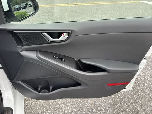 Used 2019 Hyundai Ioniq Limited FWD image 42