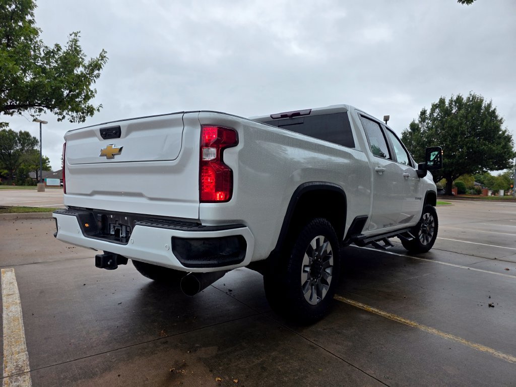 Used 2024 Chevrolet Silverado 3500 LT w/ Texas Edition AWD/4WD image 12