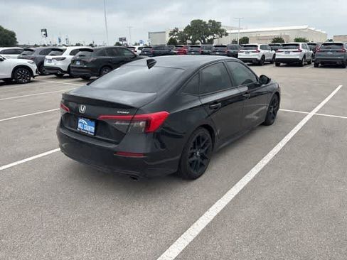 Used 2023 Honda Civic Sport image 5