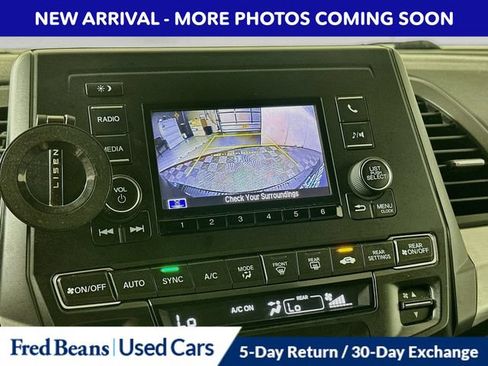 Used 2019 Honda Odyssey LX image 16