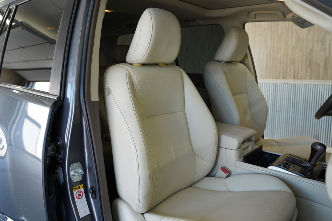 Used 2016 Lexus GX 460 w/ Premium Package AWD/4WD image 31